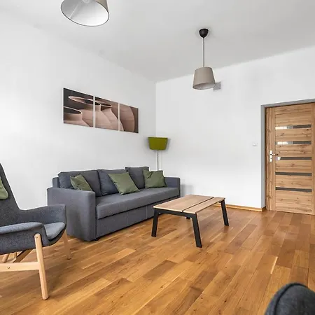 Apartment Pole Mokotowskie - 60m2, Metro, Park, Shops Nearby - By Rentujemy
