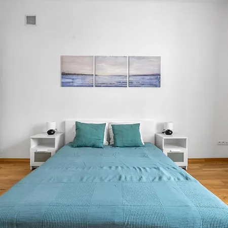 Pole Mokotowskie - 60m2, Metro, Park, Shops Nearby - By Rentujemy Warsaw