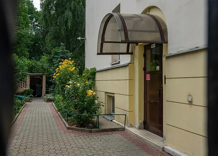 Pole Mokotowskie - 60m2, Metro, Park, Shops Nearby - By Rentujemy